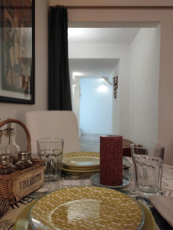 A Casa Di Esther Bologna Bagian luar foto