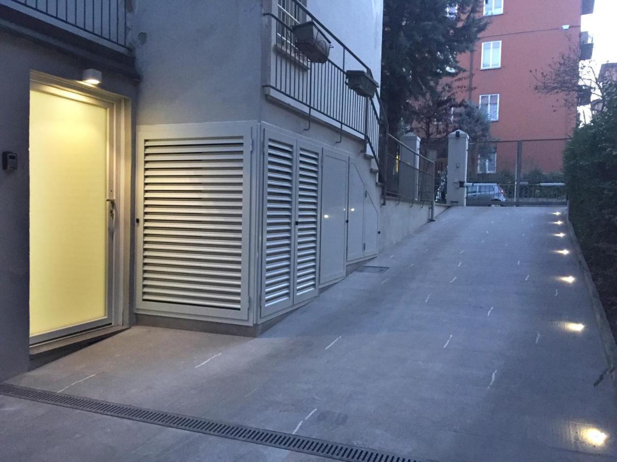 A Casa Di Esther Bologna Bagian luar foto