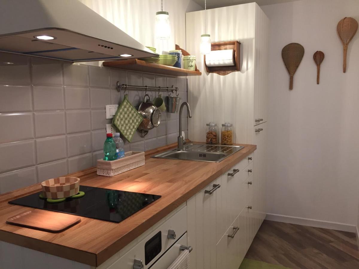 A Casa Di Esther Bologna Bagian luar foto